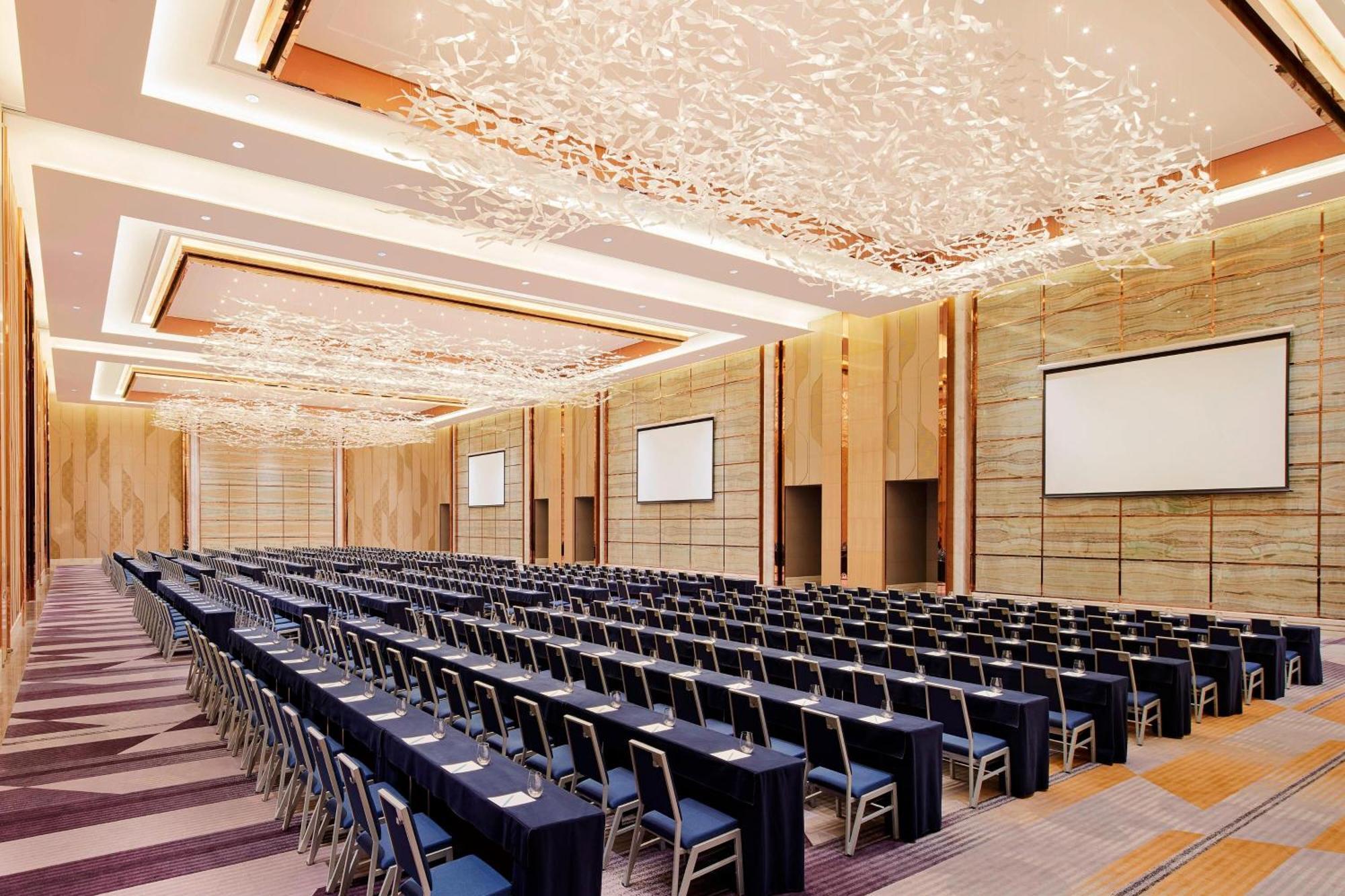 Sheraton Guangzhou Nansha Hotel Exterior photo